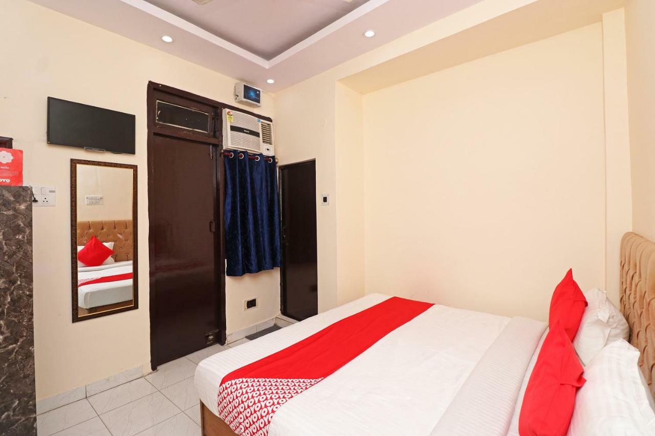 Oyo 30288 Hotel Moon Palace Lucknow Exterior foto