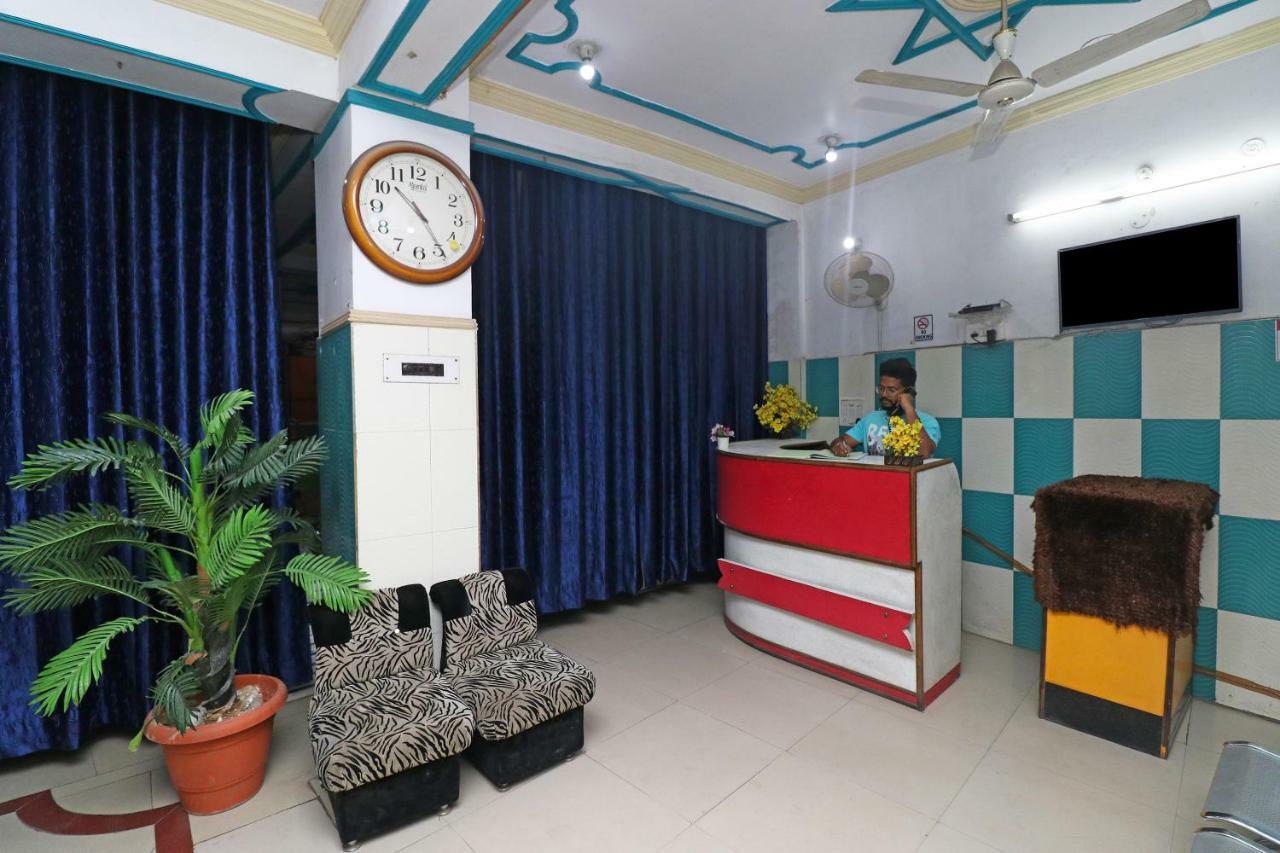Oyo 30288 Hotel Moon Palace Lucknow Exterior foto