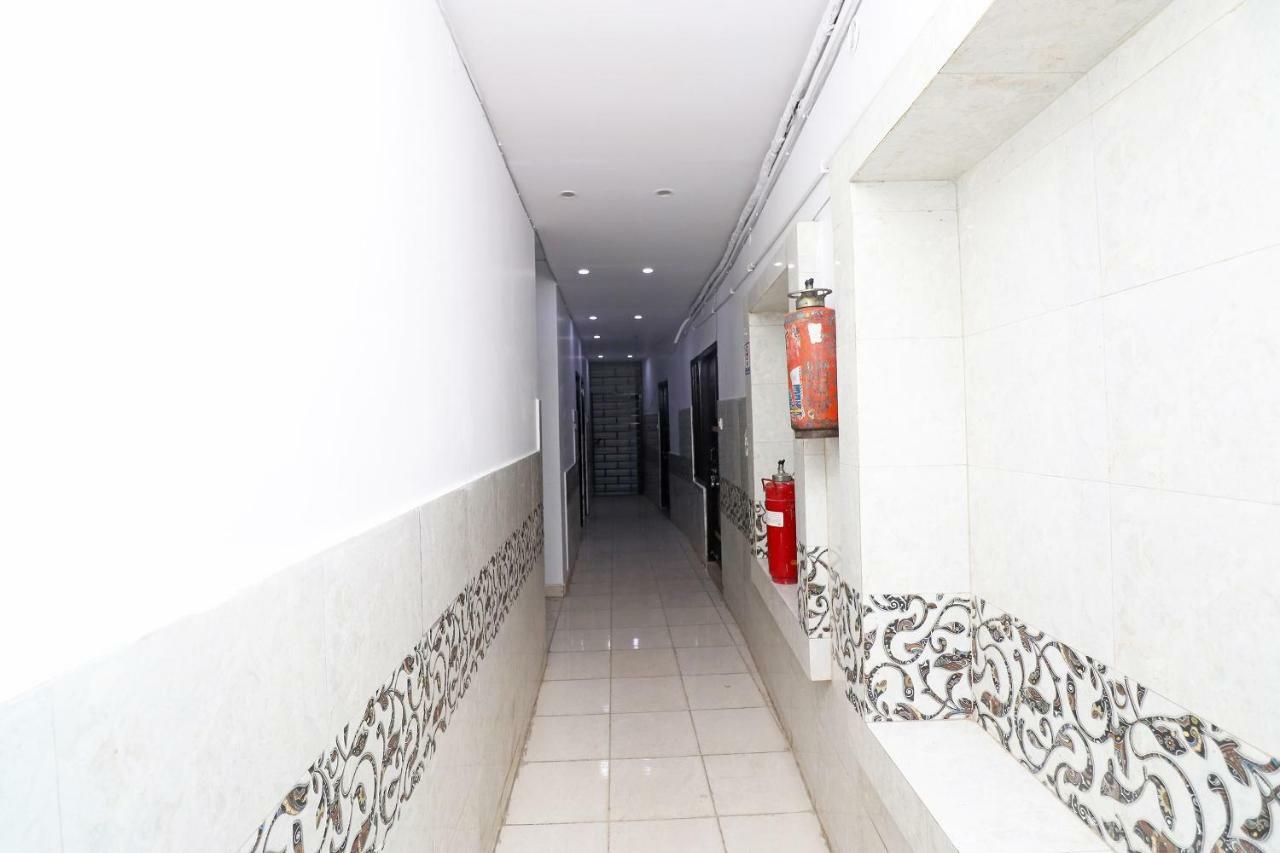 Oyo 30288 Hotel Moon Palace Lucknow Exterior foto