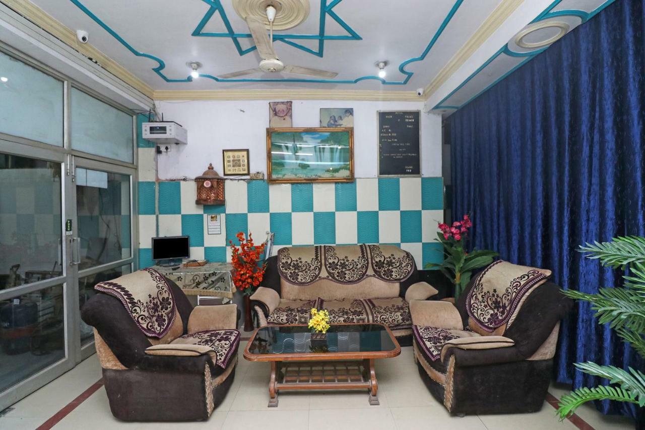 Oyo 30288 Hotel Moon Palace Lucknow Exterior foto